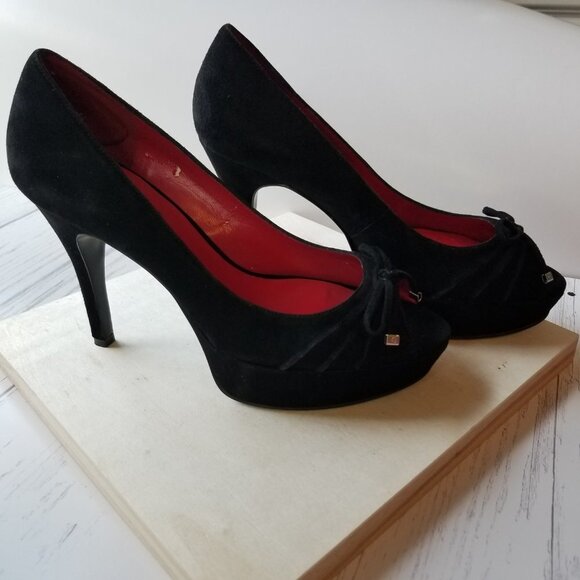 GUESS Black Suede Platform Heels Size 6 π  - Picture 1 of 11